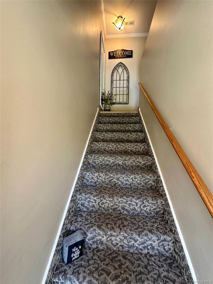 Property Photo:  276 Temple Hill Road 2604  NY 12553 