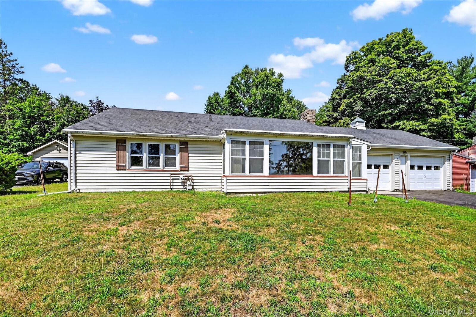 Property Photo:  111 Apple Lane Drive  NY 10940 