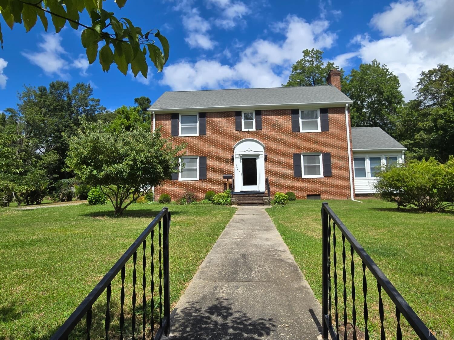Property Photo:  204 Fayette Street  VA 23901 