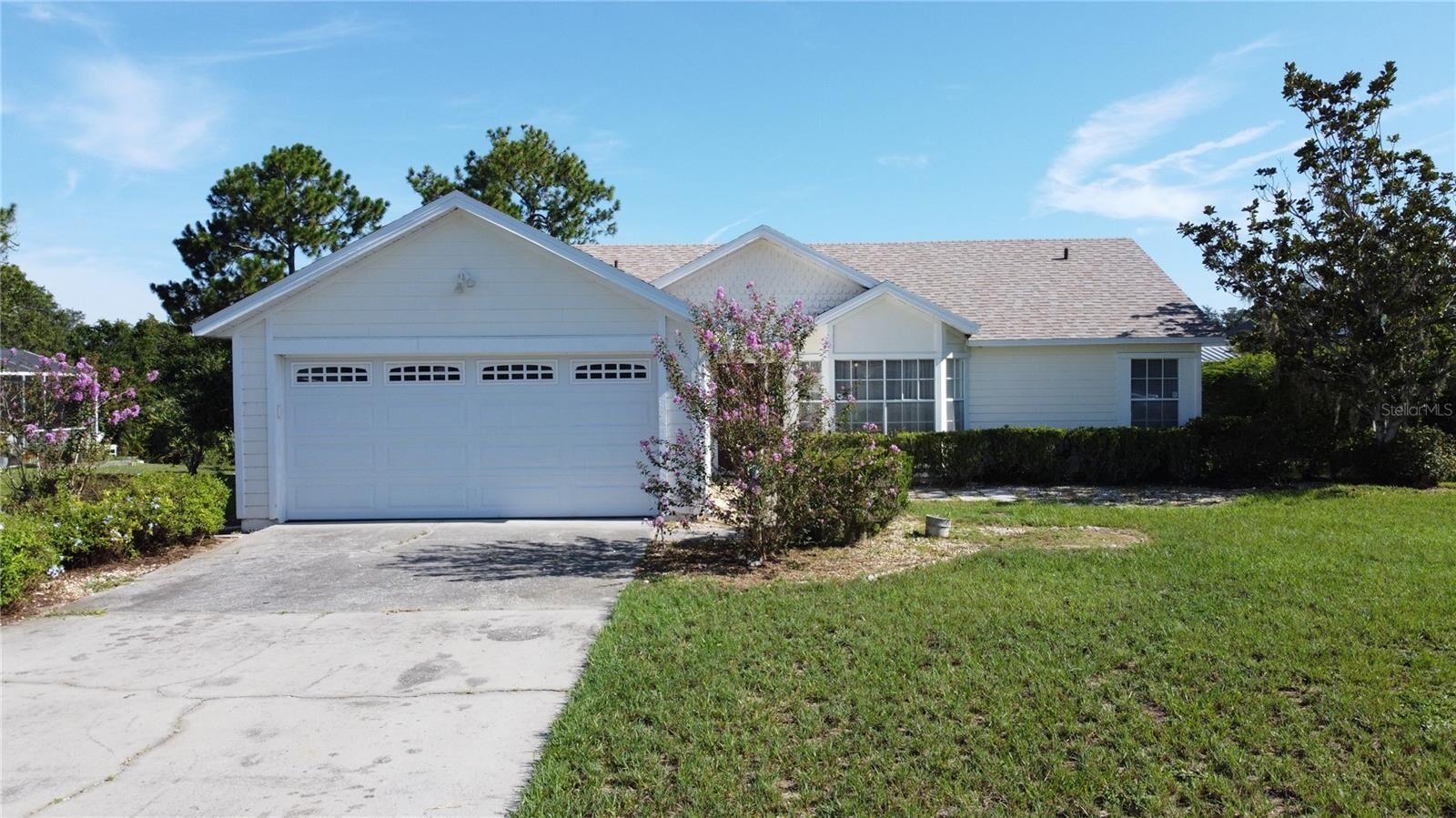 Property Photo:  221 Sunset Court  FL 33837 