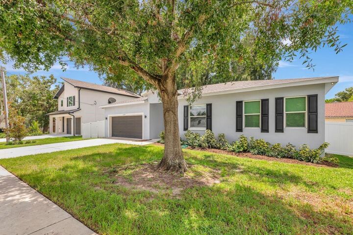 Property Photo:  12524 Cross Street  FL 33773 