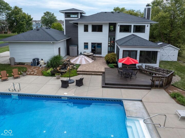 Property Photo: 13167 Pennington Road IN 46037