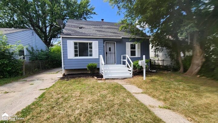 956 Salisbury Avenue  Flint MI 48532 photo