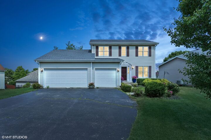Property Photo:  2855 Weld Road  IL 60124 