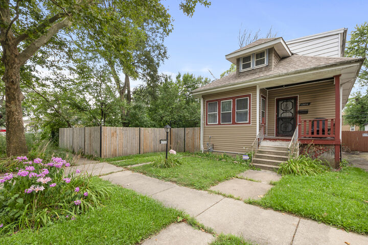 12050 S Yale Avenue  Chicago IL 60628 photo
