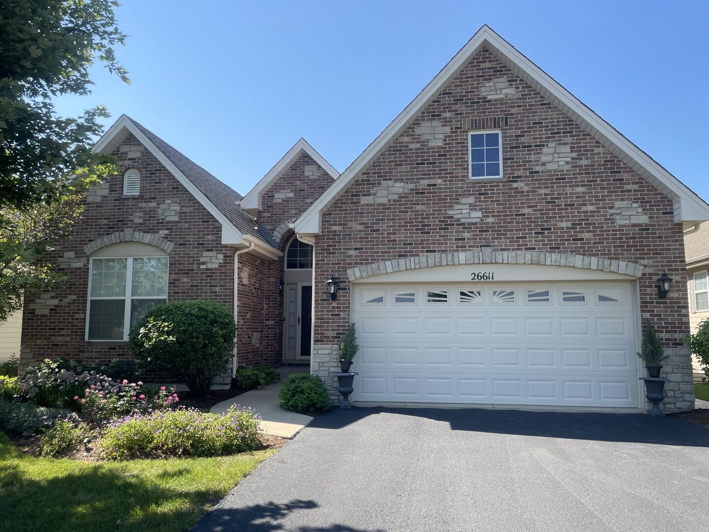 Property Photo:  26611 Captiva Lane  IL 60544 