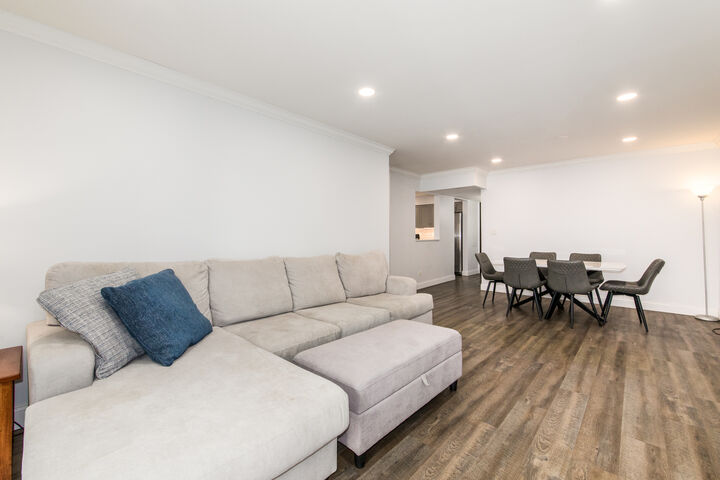 Property Photo: 9395 Landings Lane 302 IL 60016