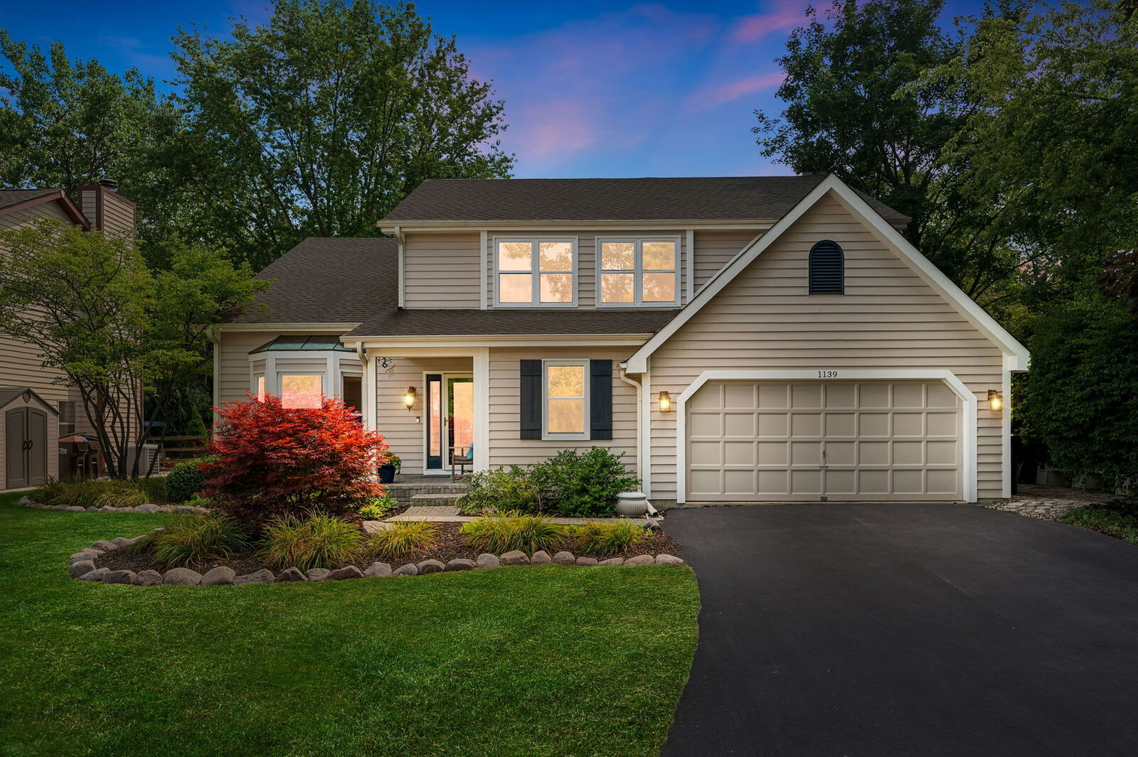 Property Photo: 1139 Thornwood Court IL 60047