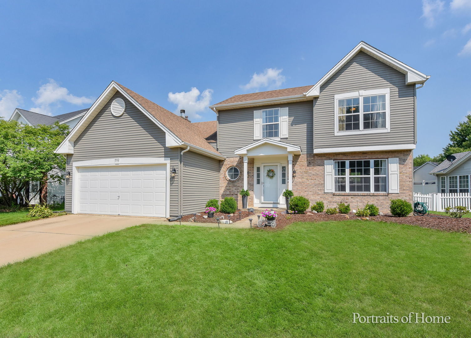 Property Photo:  552 Lakeview Drive  IL 60543 