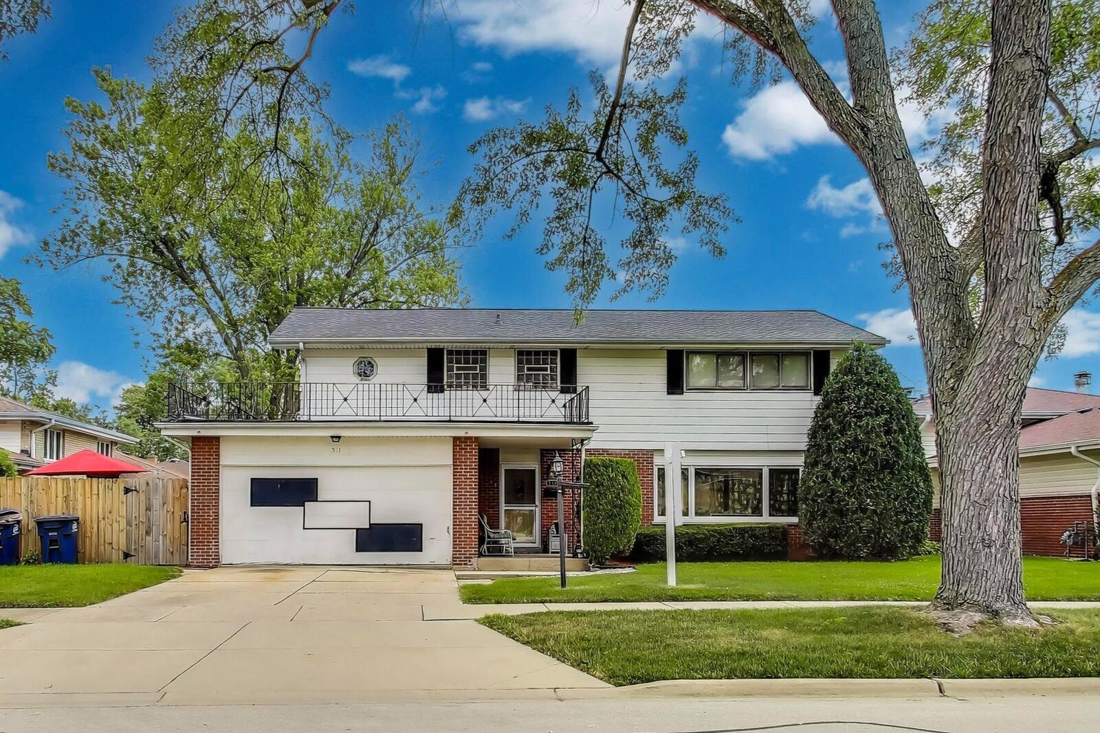 Property Photo:  511 Bedford Lane  IL 60016 