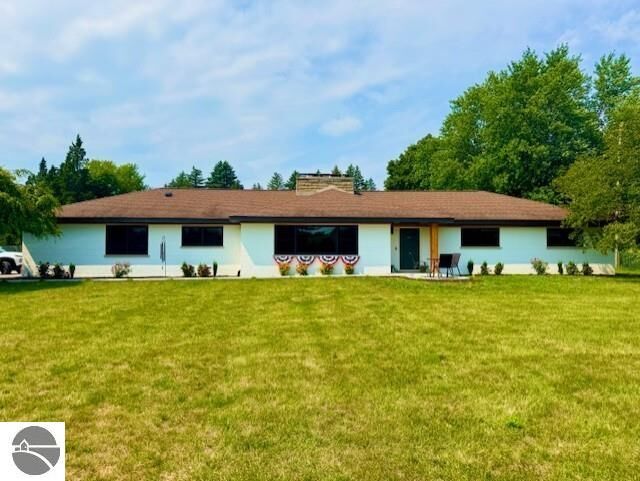 Property Photo:  5811 N Luce Road  MI 48801 