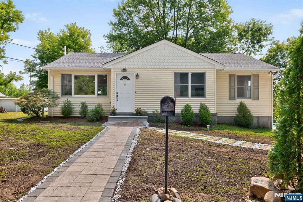Property Photo:  1 Gorge Drive  NJ 07420