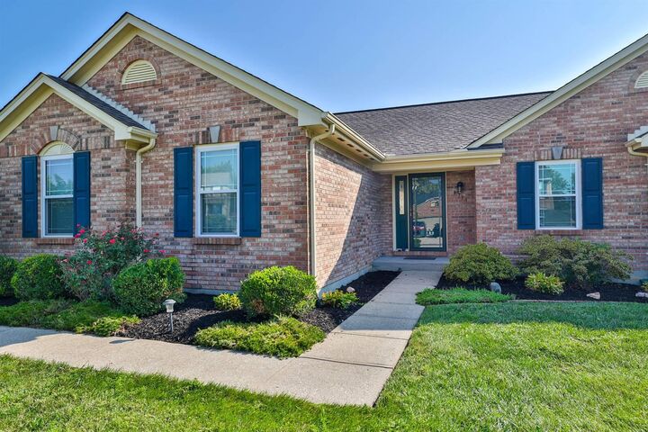 Property Photo:  8771 Woodridge Drive  KY 41042 