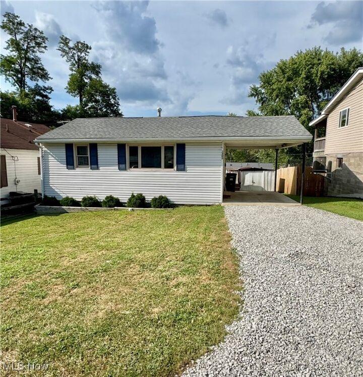 Property Photo:  1205 Arch Street  OH 43701 