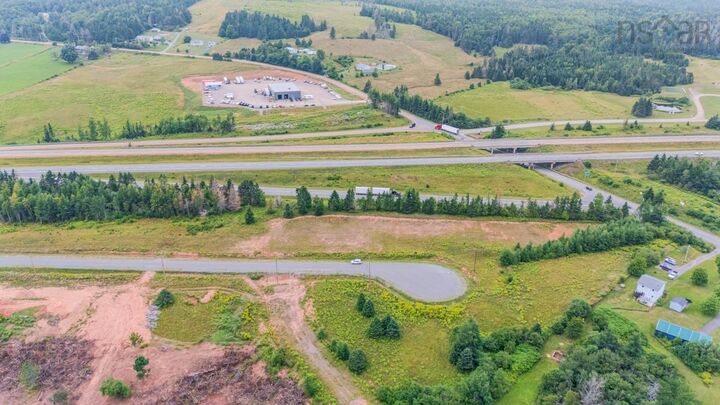Property Photo:  58 Runway Court  NS B2N 6L3 