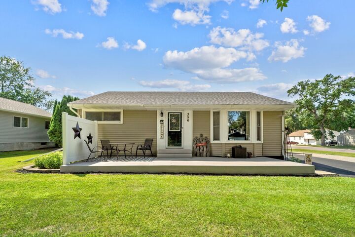 Property Photo:  356 6th Avenue S  MN 55312 