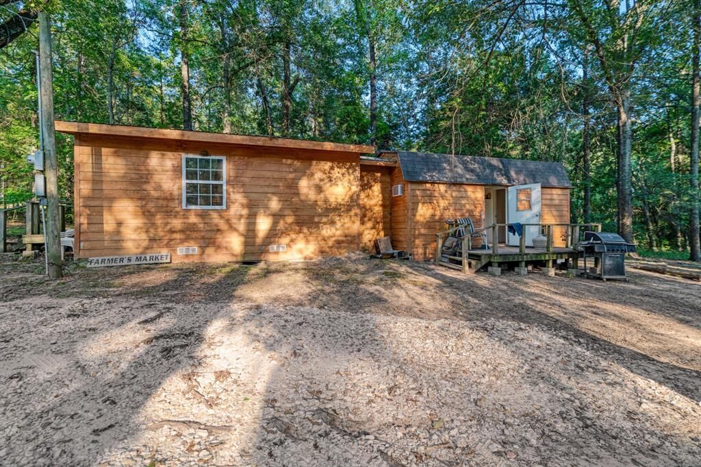 Property Photo:  100 County Road 45300  TX 75418 