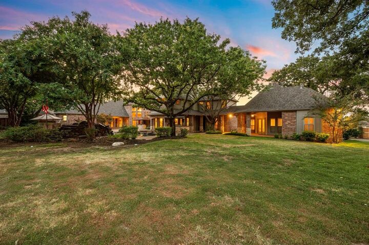 Property Photo:  415 Marshall Road  TX 76092