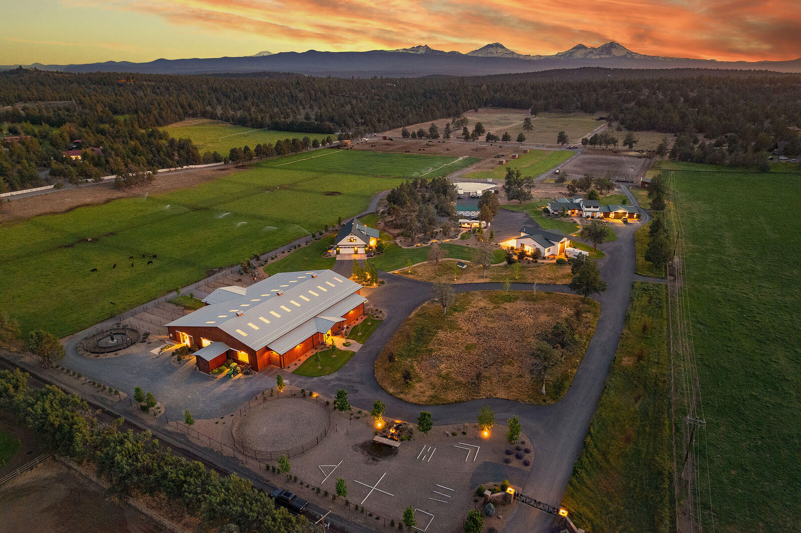 Property Photo: 66505 Gerking Market Road OR 97703