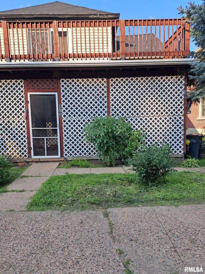 Property Photo: 2764 Central Avenue IA 52001
