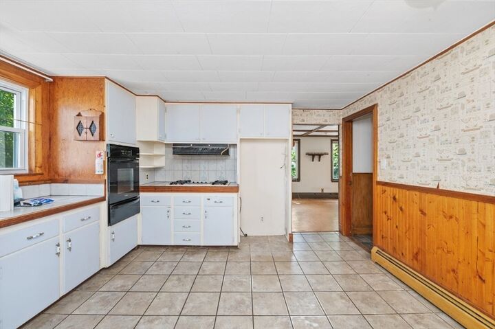 Property Photo:  23 Lewis St  MA 01830 