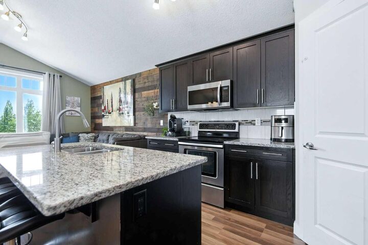 Property Photo: 50 Cedar Square AB T4M 0A1