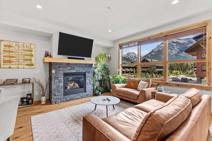 Property Photo:  1105 Spring Creek Drive 202  AB T1W 0M6 