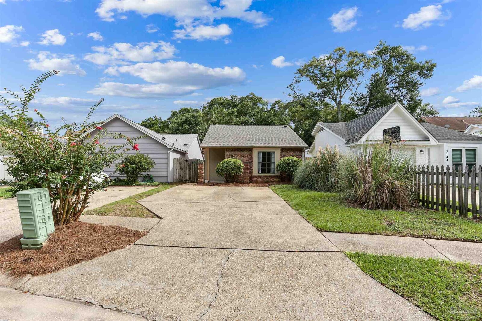 Property Photo: 3148 Cedarwood Village Ln FL 32514