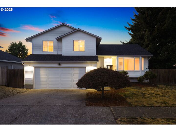 15809 NE Hancock St  Portland OR 97230 photo