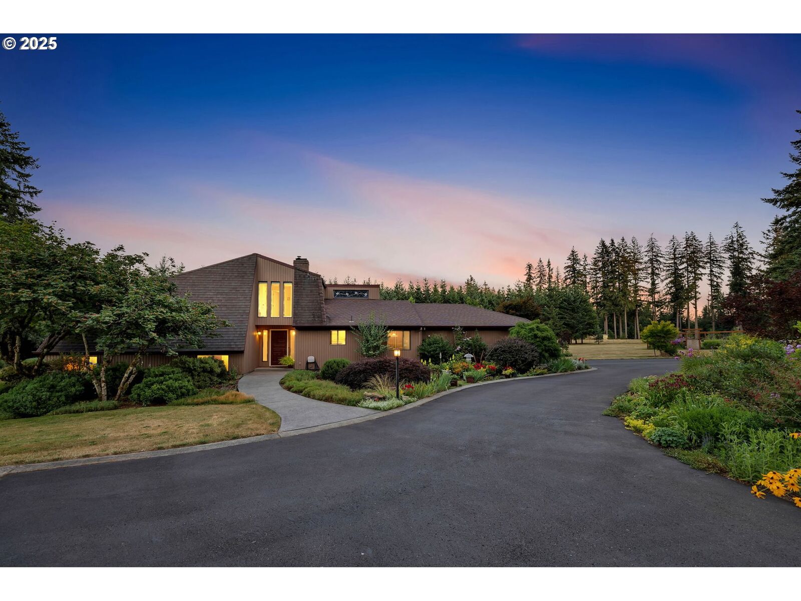 Property Photo:  19332 NE 132nd St  WA 98606 