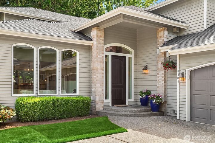 Property Photo:  8504  199th Place SW  WA 98026 