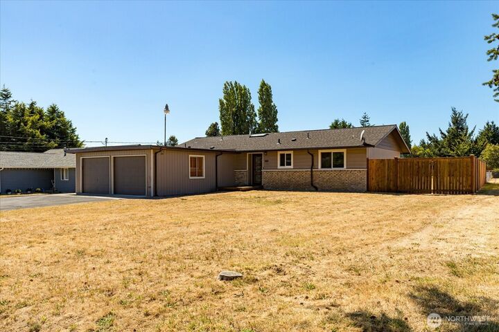 969  Donald Avenue  Oak Harbor WA 98277 photo