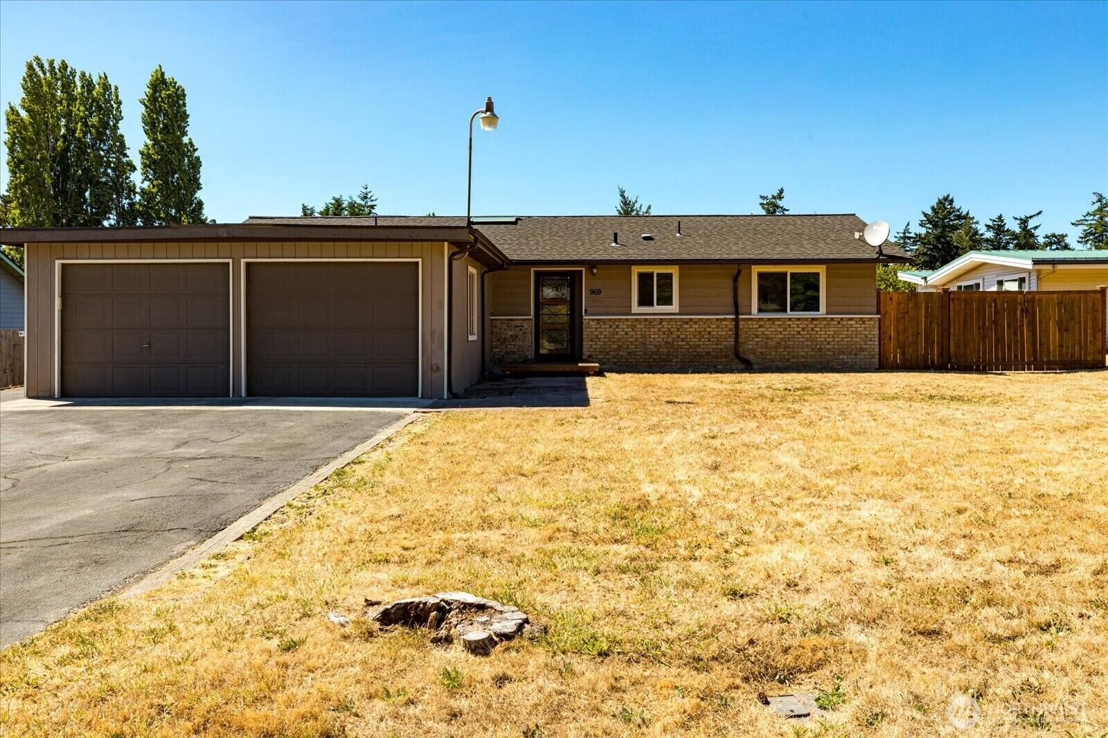 Property Photo:  969  Donald Avenue  WA 98277 