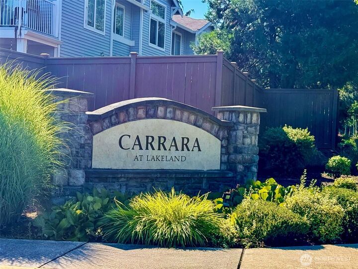 Property Photo:  6404  Isaac Avenue SE D-23  WA 98092 