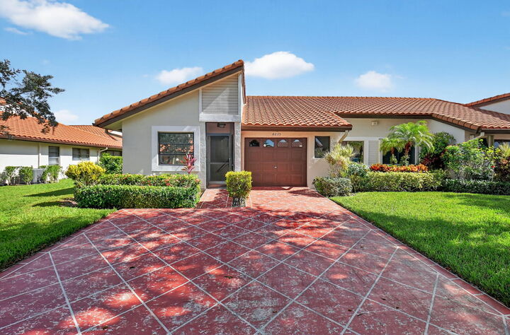 Property Photo:  6235 Kings Gate Circle  FL 33484 