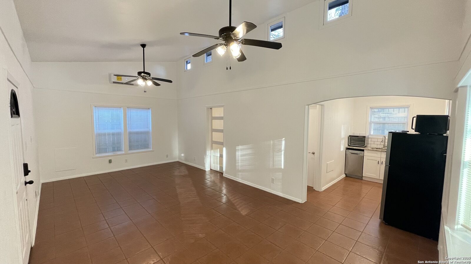 Property Photo: 1207 Elm Grove Rd TX 78155