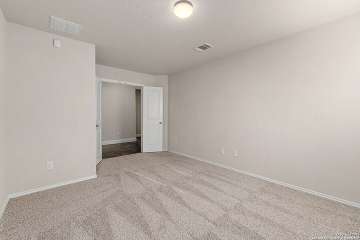 Property Photo: 10306 Midsummer Mdw TX 78109
