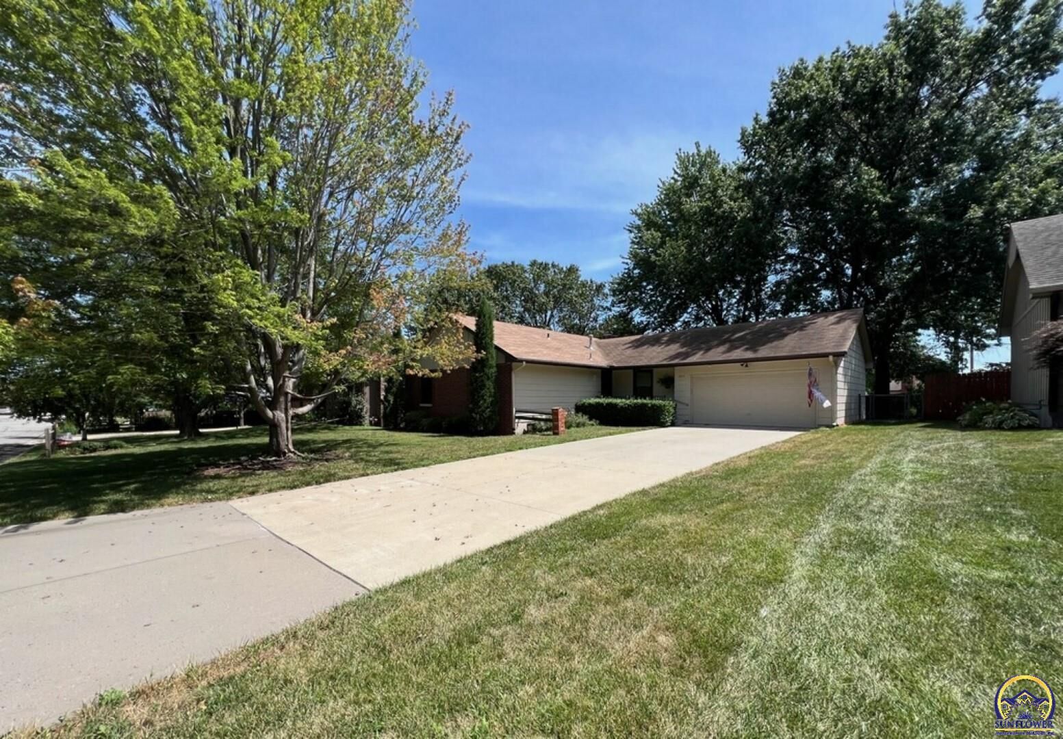 Property Photo: 5717 SW 28th Ter KS 66614