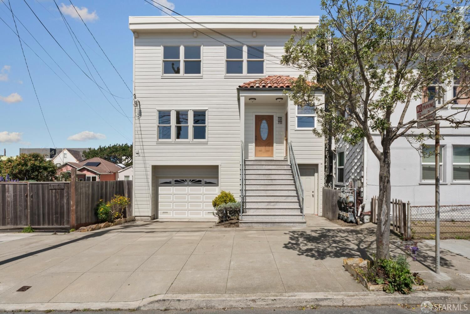 Property Photo: 4108 Moraga Street CA 94122
