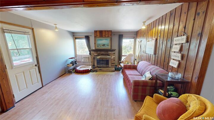 Property Photo:  721 9th Street  SK S0C 2S0 