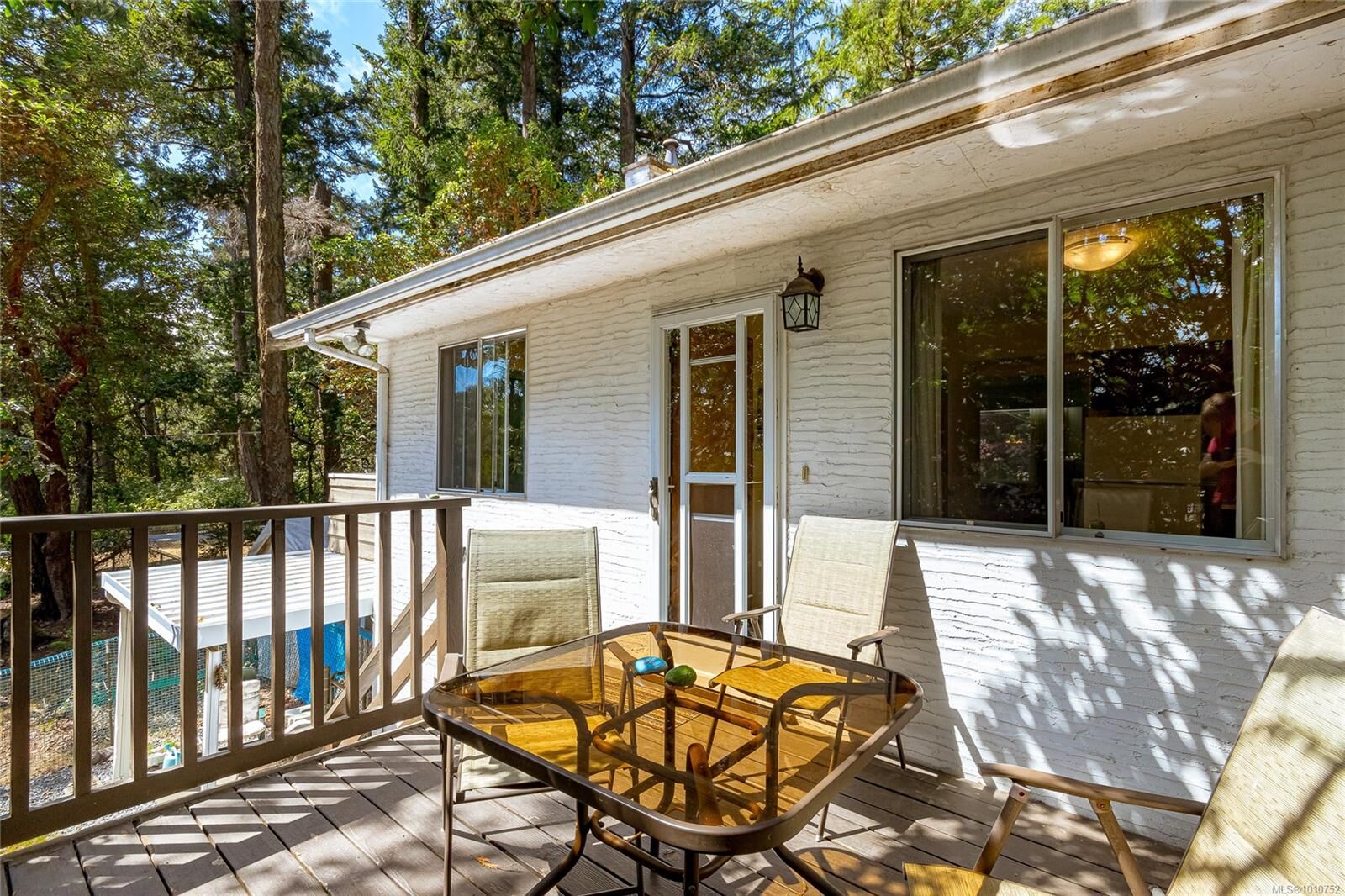 Property Photo:  589 Wootton Rd  BC V9C 3Z4 