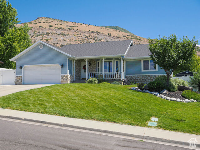 Property Photo: 637 S 1500 E UT 84062