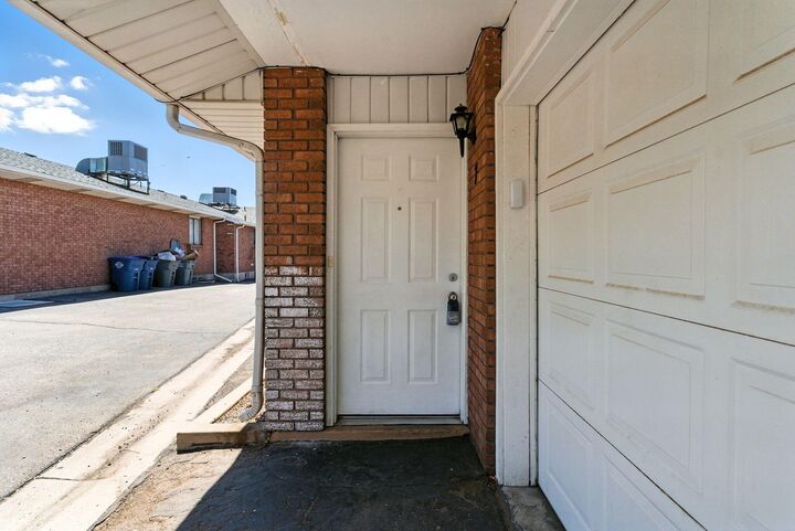 Property Photo: 550 S 200 E 7 UT 84770