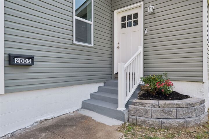 Property Photo:  2005 Pennsylvania Ave  PA 15642 
