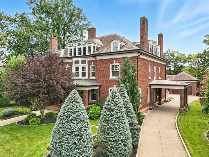 Property Photo:  5558 Aylesboro Ave  PA 15217 