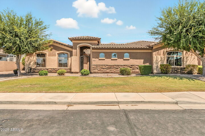 633 S Parkcrest Street  Gilbert AZ 85296 photo