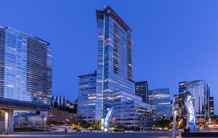 1077 W Cordova Street 3405  Vancouver BC V6C 2C6 photo