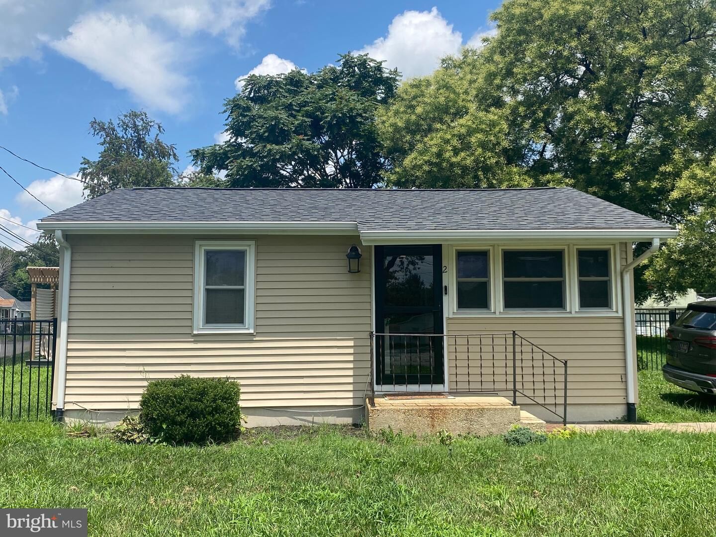 Property Photo:  2 Oak Street  DE 19933 