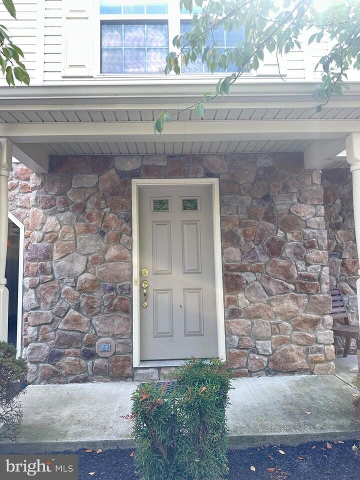 Property Photo:  184 Mapleton Drive  PA 17112 