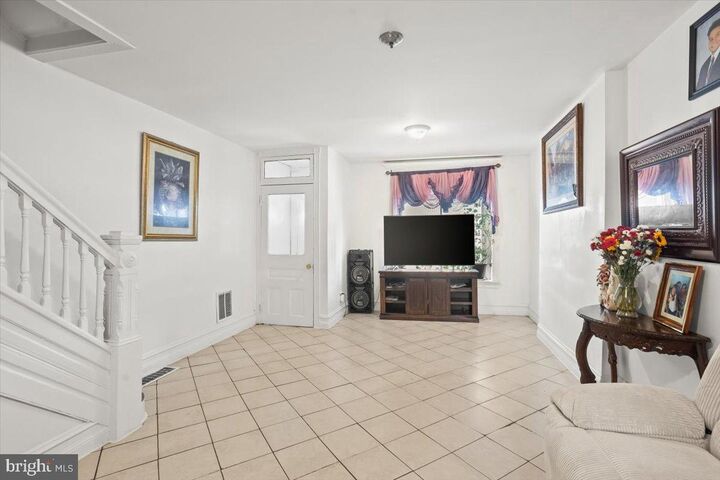 Property Photo:  1302 N 11th Street  PA 19604 
